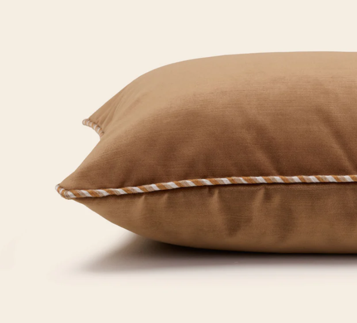 Housse de coussin Dalila marron camel 2