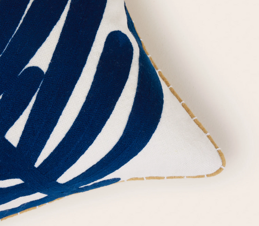 Housse de coussin Tropie ecru et indigo 2